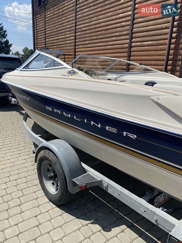 Катер Bayliner Capri 1995 в Луцке