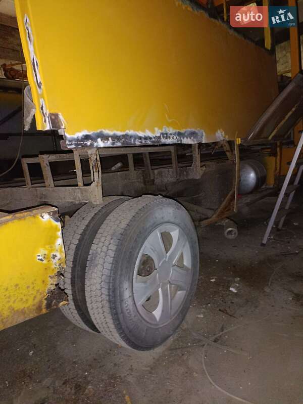 Пригородный автобус БАЗ 2114 2006 в Калиновке