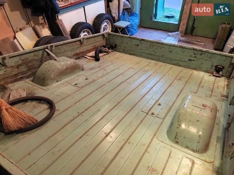 Легковий причіп БАЗ 8142 1992 в Ніжині