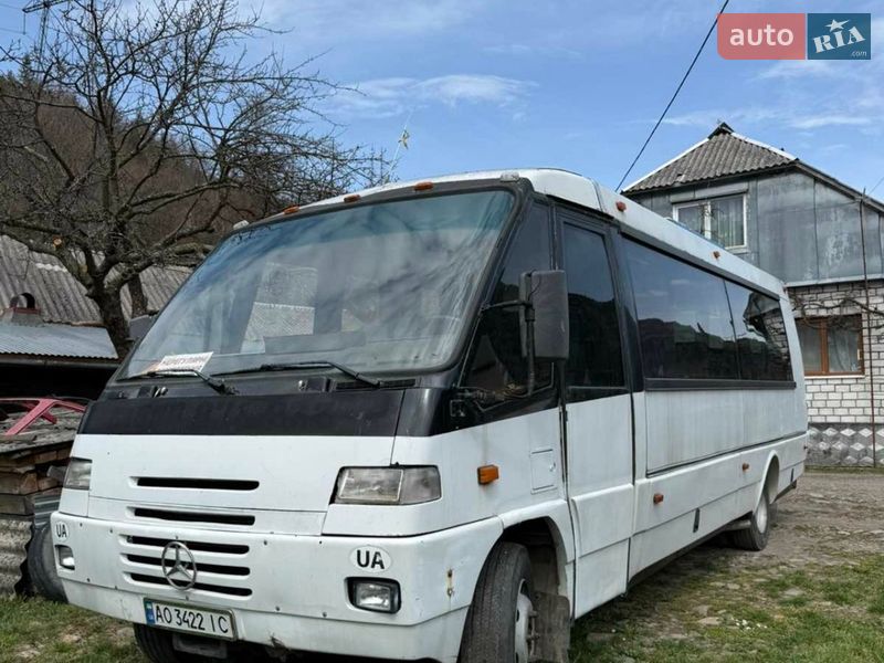 Туристичний / Міжміський автобус БАЗ БАЗ 1995 в Міжгір'ї