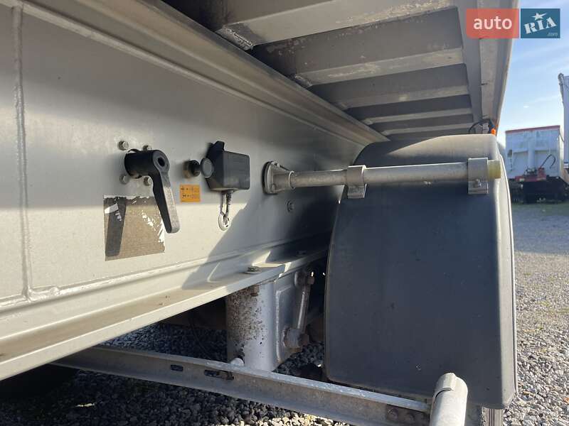 Самоскид напівпричіп Benalu Agriliner 2007 в Вінниці