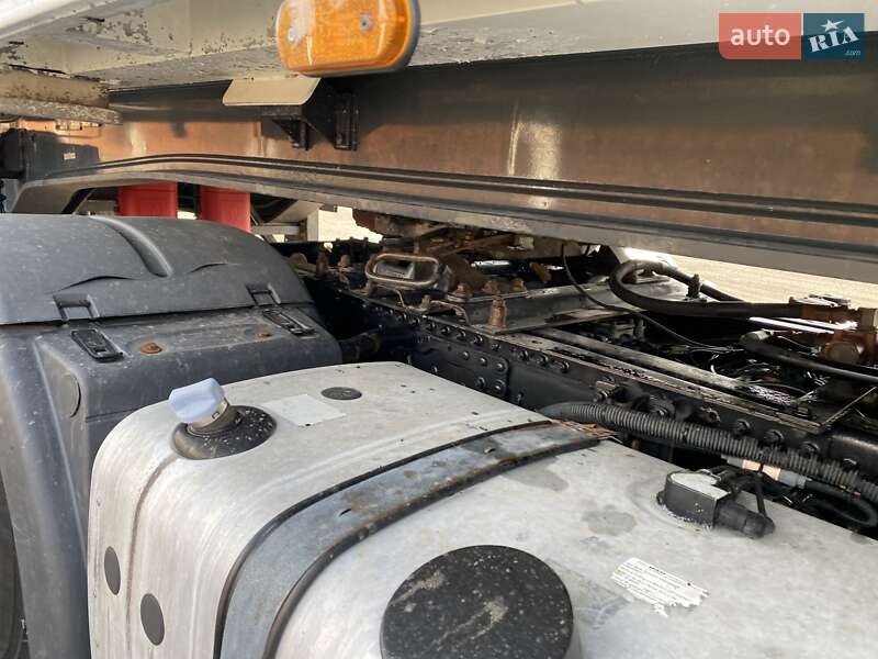 Самоскид причіп Benalu Benalu 2004 в Хусті