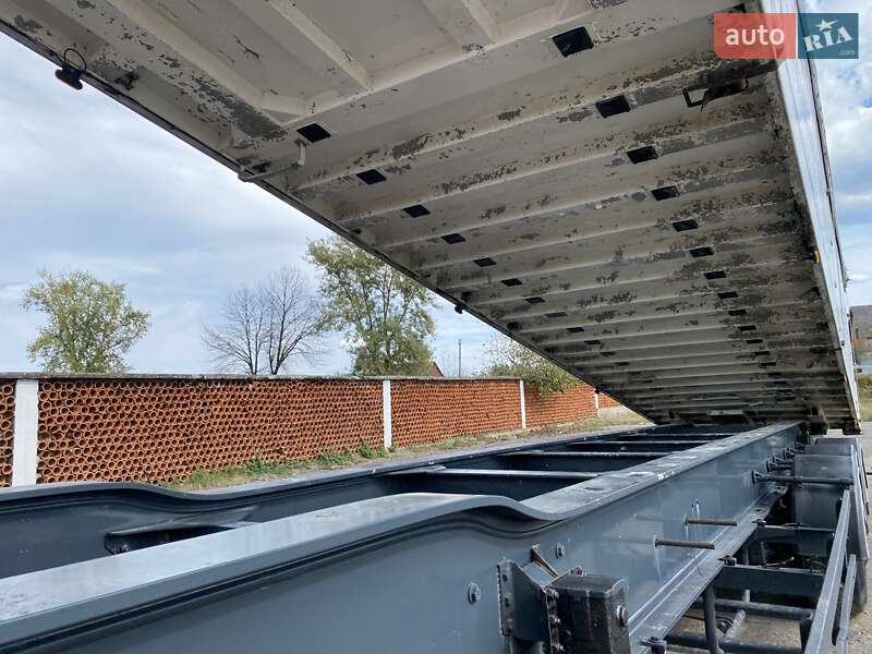 Самоскид причіп Benalu Benalu 2004 в Хусті