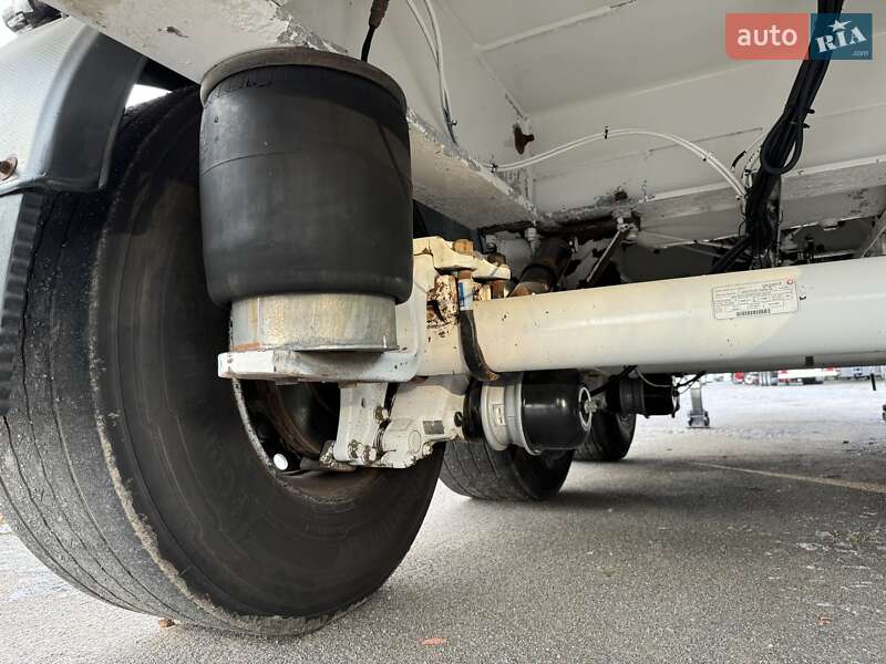 Самоскид напівпричіп Benalu Benalu 2009 в Вінниці