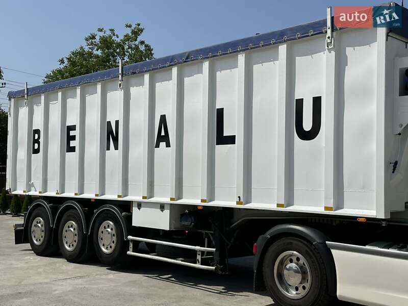 Benalu Benalu 2002