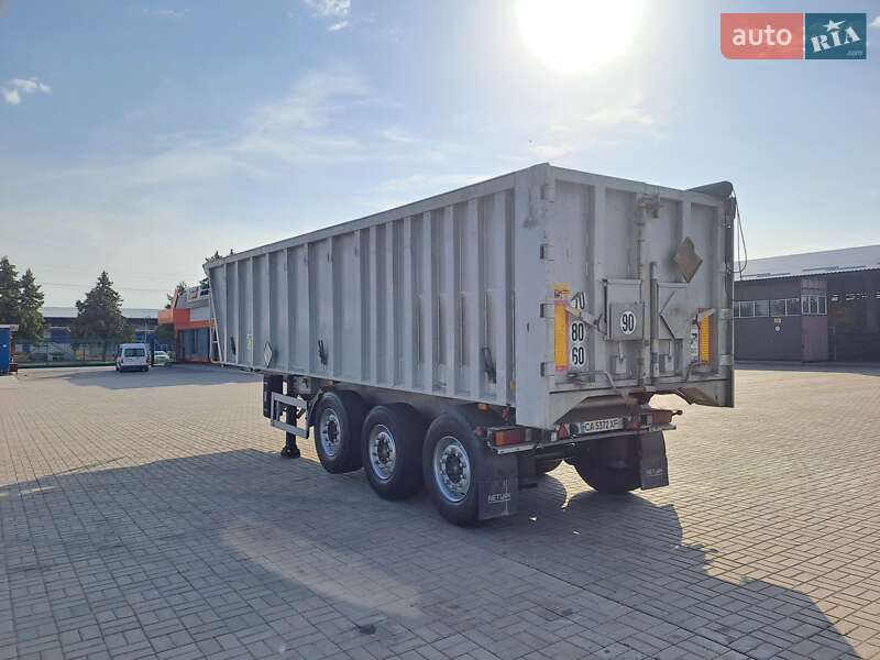 Самоскид напівпричіп Benalu Benalu 2002 в Черкасах