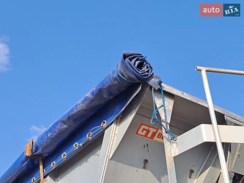 Самоскид напівпричіп Benalu Benalu 2002 в Черкасах