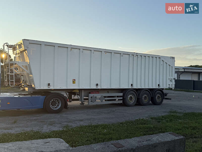 Самосвал полуприцеп Benalu Benalu 2013 в Староконстантинове