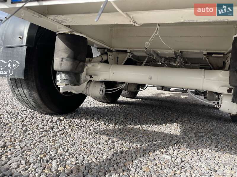 Зерновоз - полуприцеп Benalu Bencere 2013 в Виннице