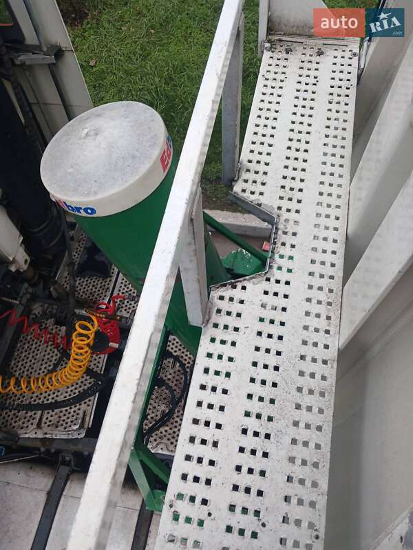 Самоскид напівпричіп Benalu Bencere 2005 в Запоріжжі