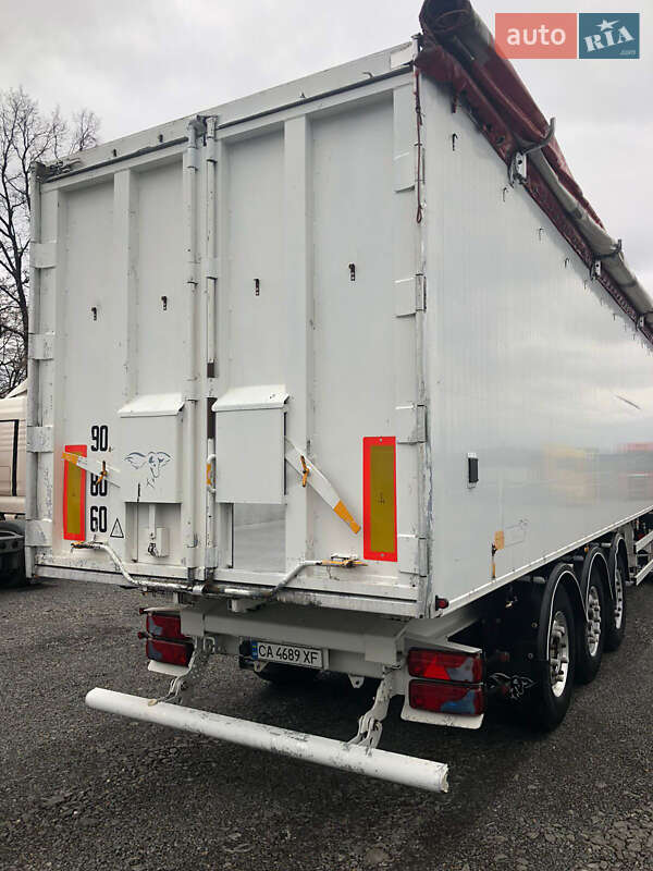 Зерновоз - полуприцеп Benalu C34CMS01 2011 в Виннице