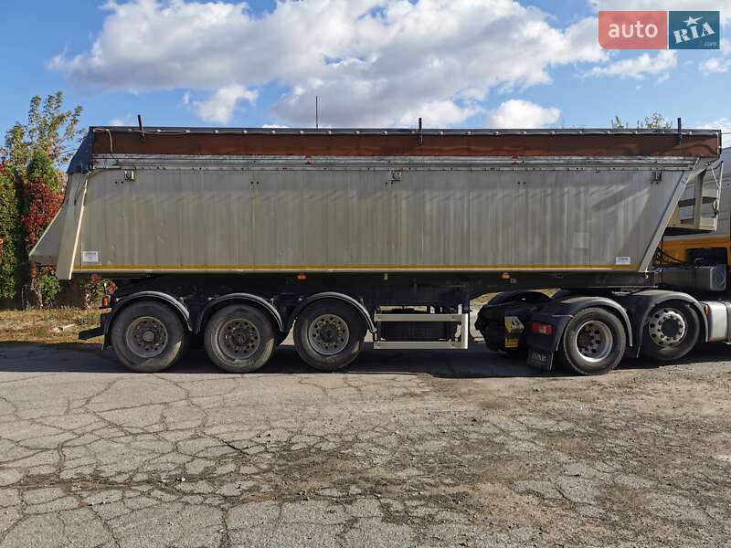 Самоскид напівпричіп Benalu GT 2001 в Умані фото 5 Самоскид напівпричіп Benalu GT 2001 в Умані