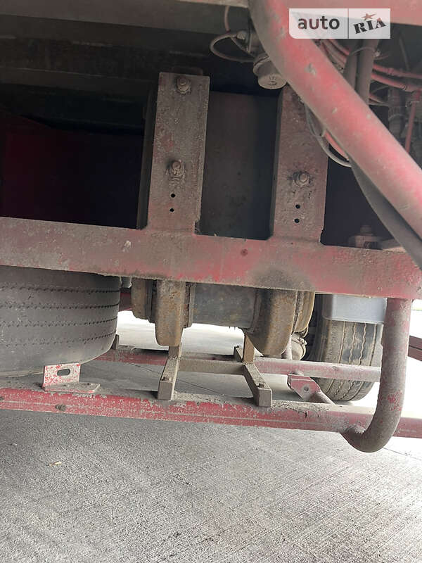 Зерновоз - напівпричіп Benalu Optiliner 2008 в Тячеві