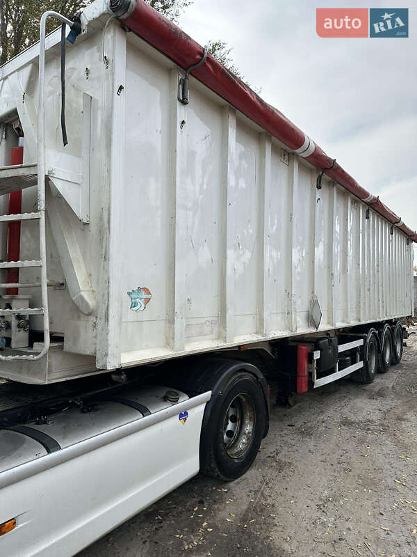 Benalu С34 2005