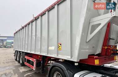 Самоскид напівпричіп Benalu С34 2013 в Рівному