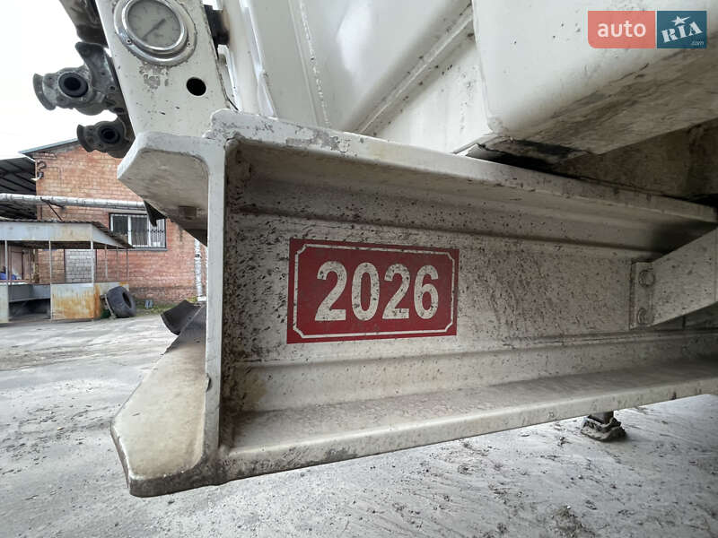 Зерновоз - полуприцеп Benalu С34 2008 в Киеве