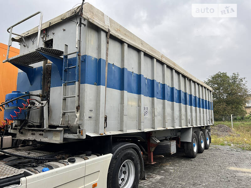 Зерновоз - полуприцеп Benalu TF34C1 1990 в Золочеве