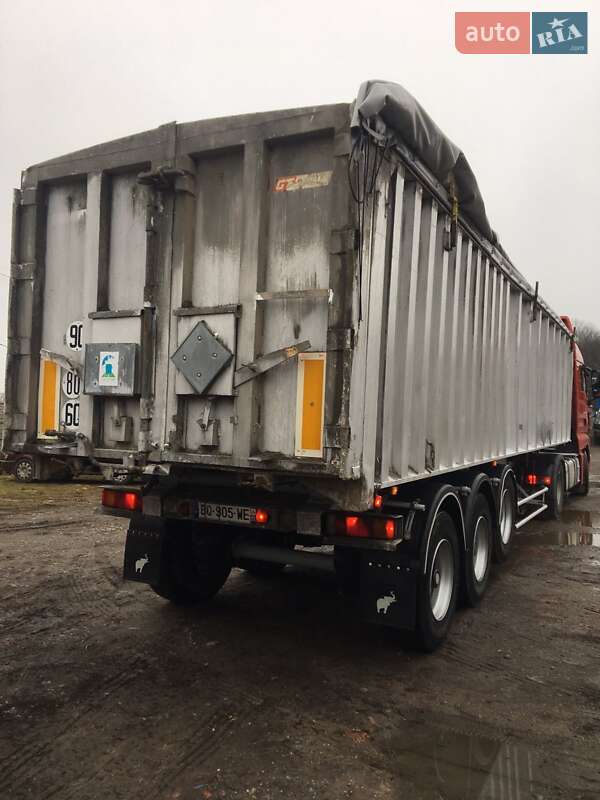 Зерновоз - полуприцеп Benalu TF34C1 2001 в Виннице