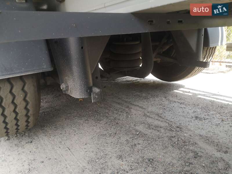 Зерновоз - полуприцеп Benalu TF34C1 1996 в Киеве