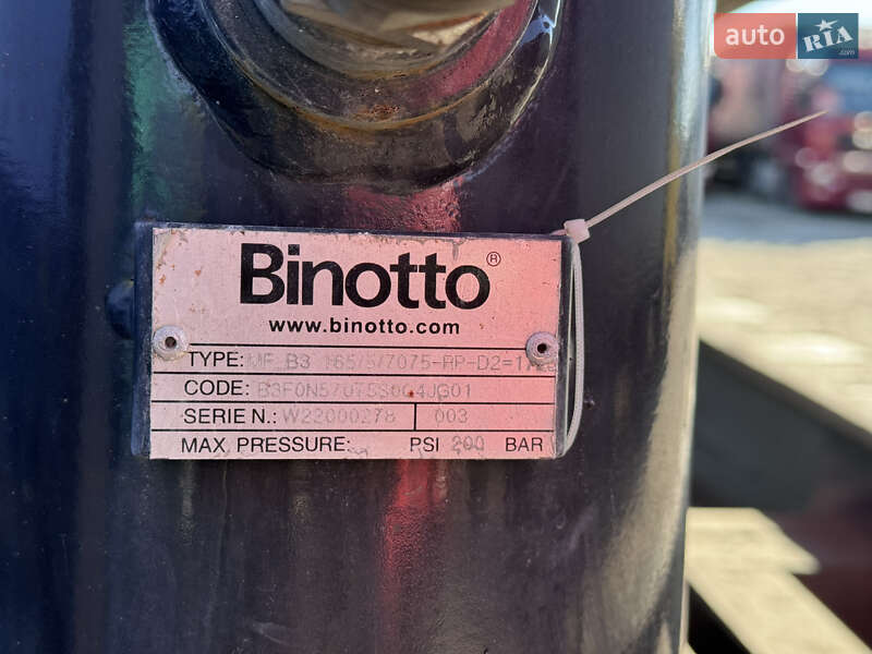 Зерновоз - полуприцеп Benalu TF34C1 2000 в Львове