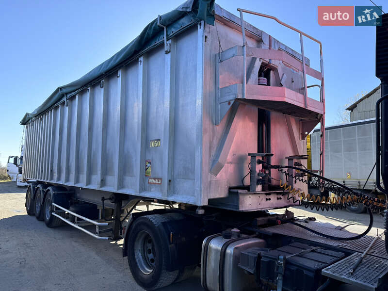 Зерновоз - полуприцеп Benalu TF34C1 2000 в Львове