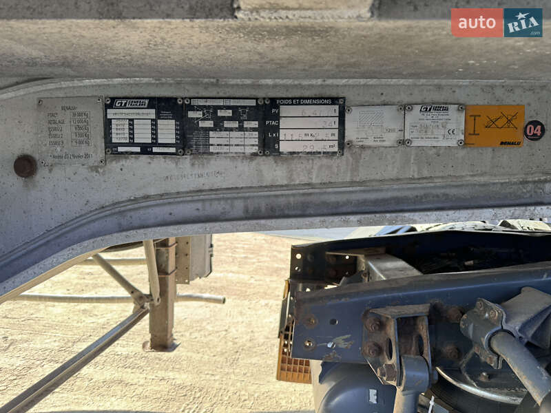 Зерновоз - полуприцеп Benalu TF34C1 2000 в Львове