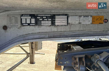 Зерновоз - полуприцеп Benalu TF34C1 2000 в 