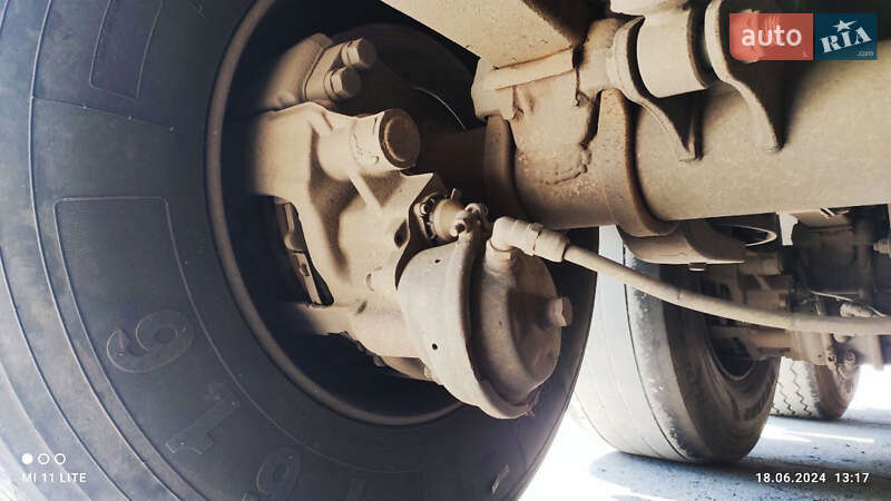 Самоскид напівпричіп Benalu TF34C1 1999 в Миколаєві