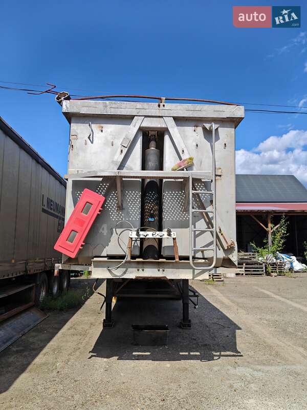 Зерновоз - полуприцеп Benalu TF34C1 1988 в Снятине фото 5 Зерновоз - полуприцеп Benalu TF34C1 1988 в Снятине