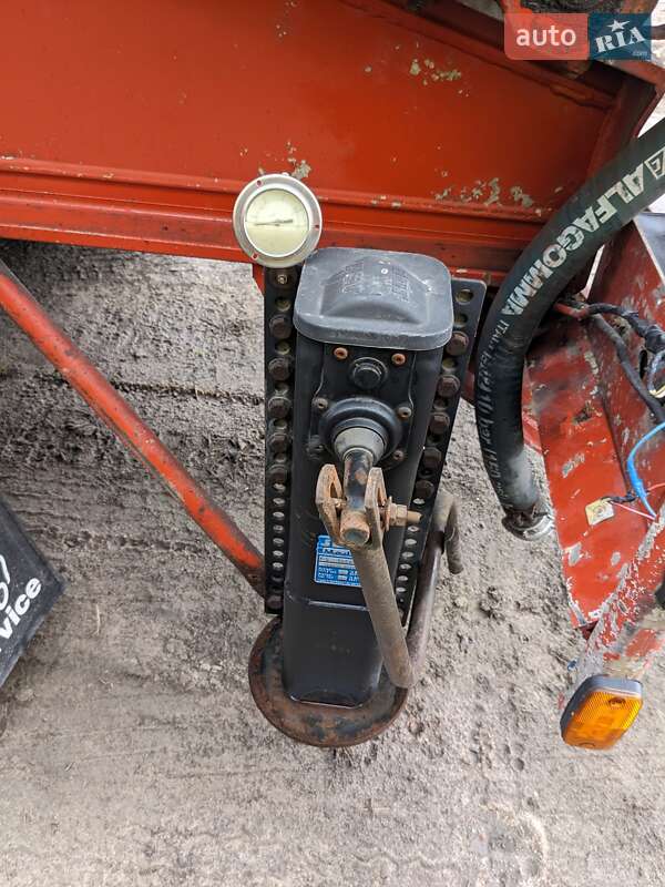 Цистерна полуприцеп Benalu TF 1992 в Кременчуге