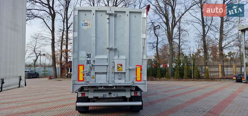 Самосвал полуприцеп Benalu TX 2010 в Виннице