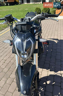 Мотоцикл Без обтекателей (Naked bike) Benelli 302S 2020 в 