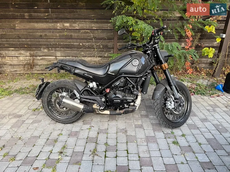 Benelli Leoncino 500 2019