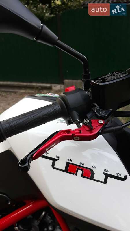 Benelli TNT 25 2019