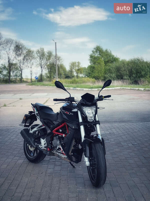 Мотоцикл Без обтікачів (Naked bike) Benelli TNT 25 2018 в 