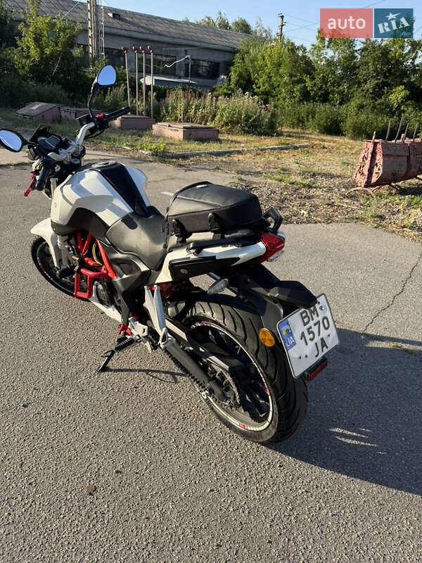 Мотоцикл Без обтекателей (Naked bike) Benelli TNT 25 2016 в Козельщине фото 2 Мотоцикл Без обтекателей (Naked bike) Benelli TNT 25 2016 в Козельщине