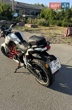 Мотоцикл Без обтекателей (Naked bike) Benelli TNT 25 2016 в 