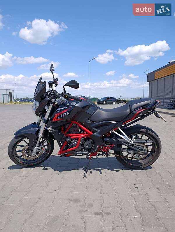 Мотоцикл Без обтекателей (Naked bike) Benelli TNT 25 2019 в 