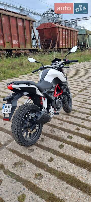 Мотоцикл Без обтекателей (Naked bike) Benelli TNT 25 2020 в Дерно фото 10 Мотоцикл Без обтекателей (Naked bike) Benelli TNT 25 2020 в Дерно