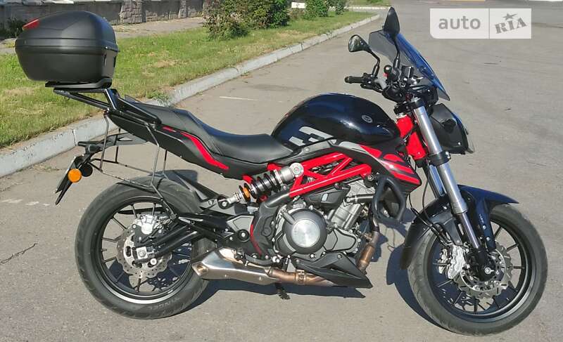 Грузовые мотороллеры, мотоциклы, скутеры, мопеды Benelli TNT 302S 2020 в 