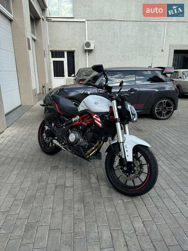 Мотоцикл Без обтекателей (Naked bike) Benelli TNT 302S 2019 в Одессе