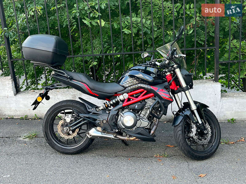 Мотоцикл Без обтекателей (Naked bike) Benelli TNT 302S 2020 в Киеве