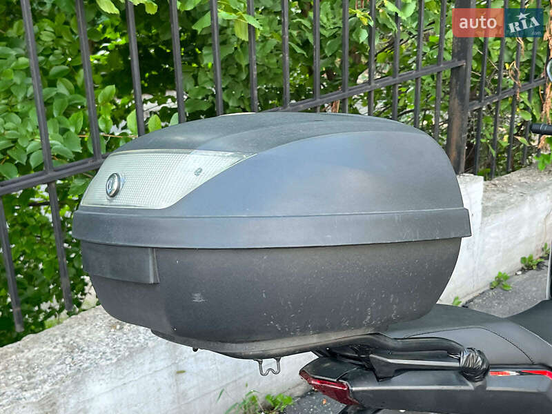 Мотоцикл Без обтекателей (Naked bike) Benelli TNT 302S 2020 в Киеве