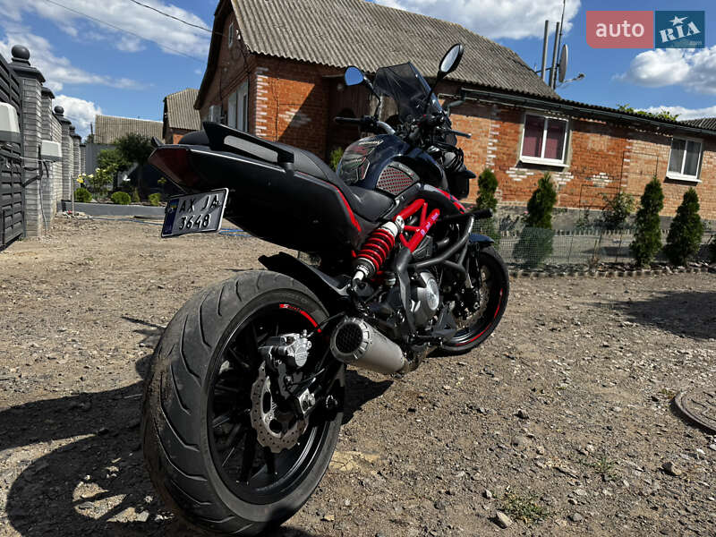 Мотоцикл Без обтекателей (Naked bike) Benelli TNT 302S 2020 в Валках