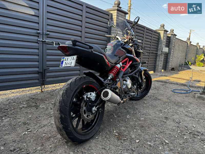 Мотоцикл Без обтекателей (Naked bike) Benelli TNT 302S 2020 в Валках