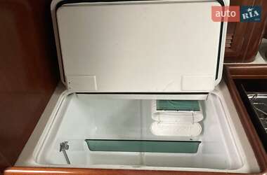 Парусная яхта Beneteau Oceanis 2004 в 