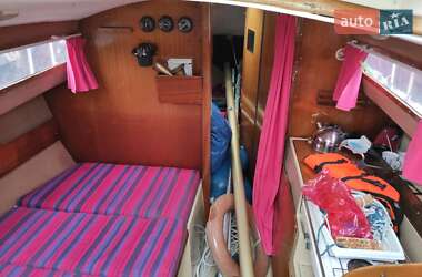 Парусная яхта Beneteau Oceanis 1987 в Киеве