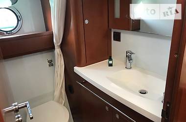 Моторная яхта Beneteau Swift Trawler 2011 в Киеве