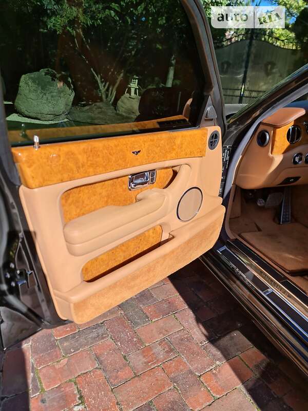Седан Bentley Arnage 2008 в Киеве