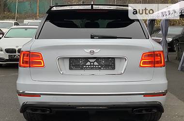 Позашляховик / Кросовер Bentley Bentayga 2017 в Києві